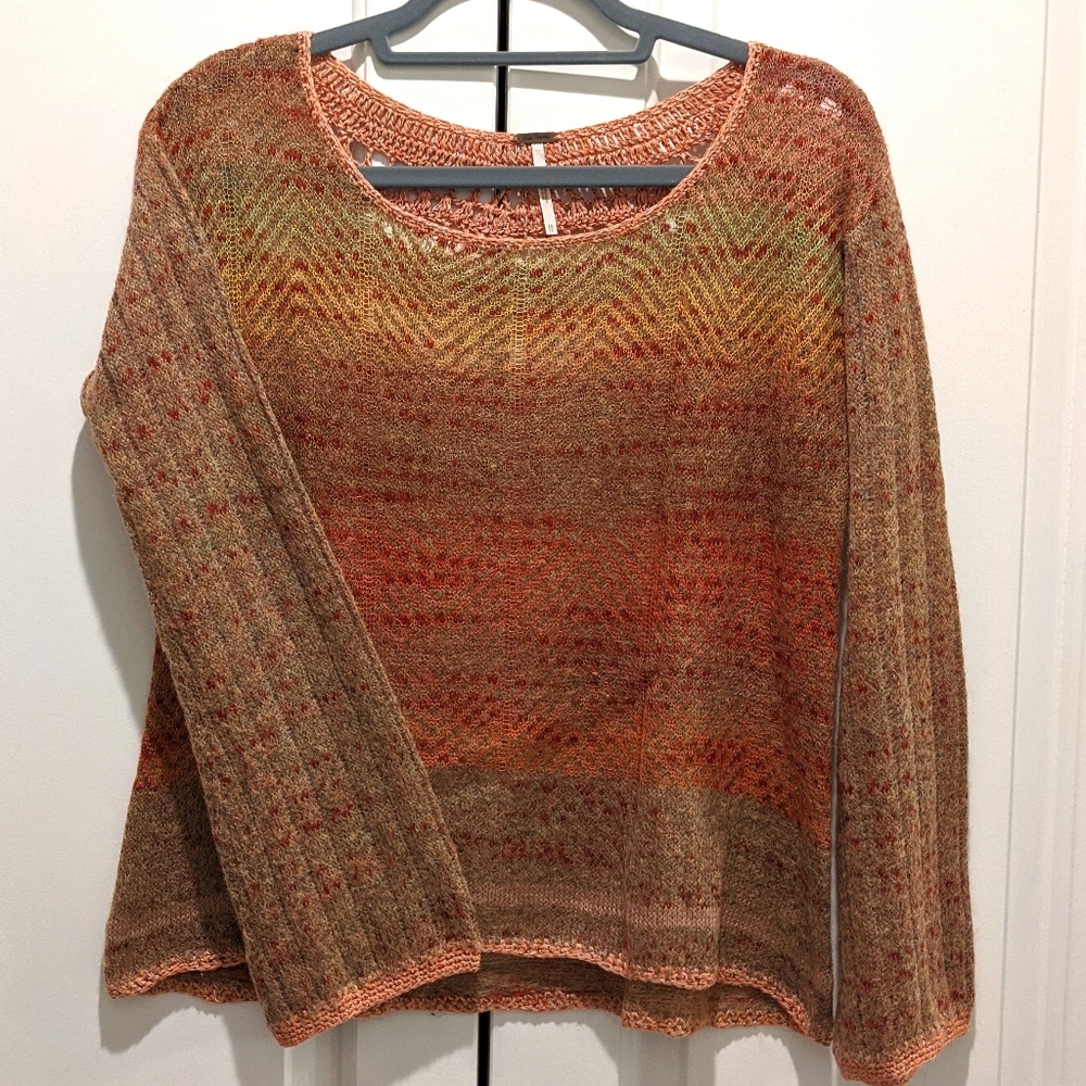 Thin knit sweater